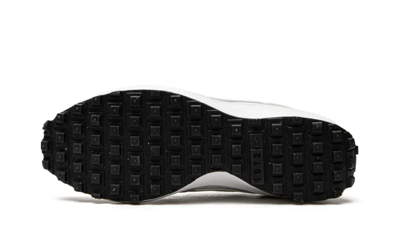 Nike Lifestyle Waffle Debut WMNS 'White'